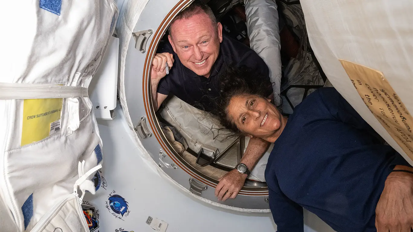 Starliner Returns Earth Without Sunita Williams And Wilmore
