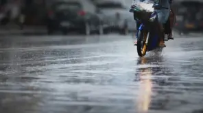 TN Weather Report: Salem Heavy Rain Leaves Waterlogged Roads