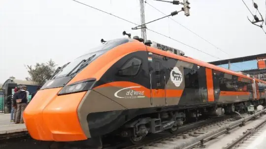 Guwahati–Howrah Vande Bharat Sleeper Train Set for Commercial Launch
