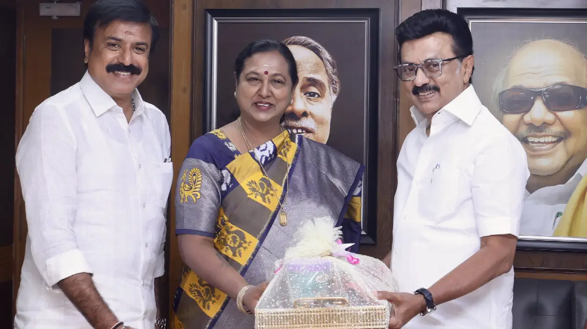 Ms Premallatha Vijayakant and L.K. Sudheesh with Chief Minister M.K Stalin
