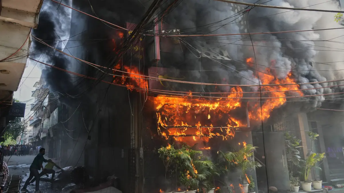 Delhi hotel fire