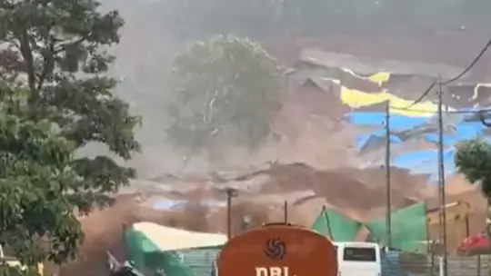 Wayanad Hit by a Massive Mudslide, Leaving 2 Dead and 6 Hospitalised