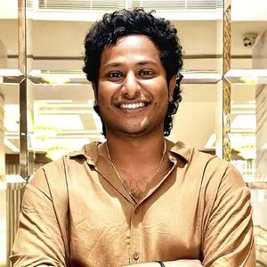 Dravid Selvam