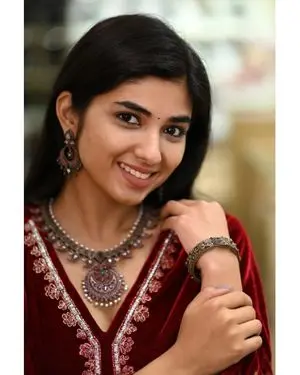 Pragya Nagra