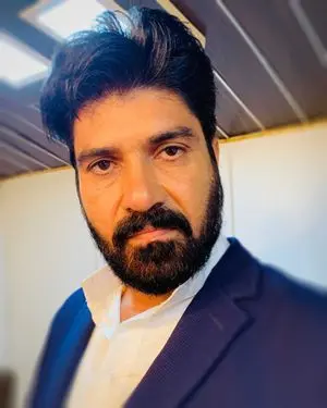 Suvinder Vicky